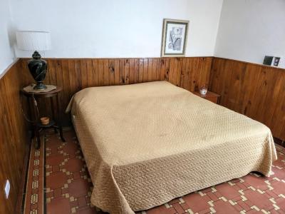 Casa en alquiler en Mar del Plata. 3 ambientes, 1 baño y capacidad de 3 a 5 personas. 