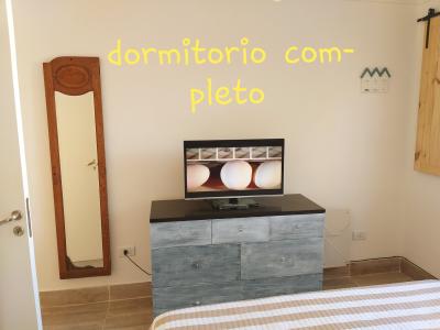 Departamento en alquiler en Mar del Plata. 2 ambientes, 1 baño y capacidad de 1 a 4 personas. A 300 m de la playa